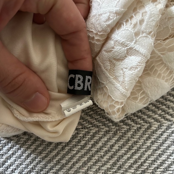 CBR⎪Long Sleeve Lace Dress - Picture 9 of 10